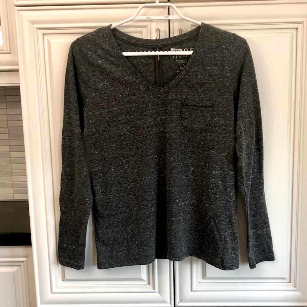 Poof! New York women’s grey l/s shirt